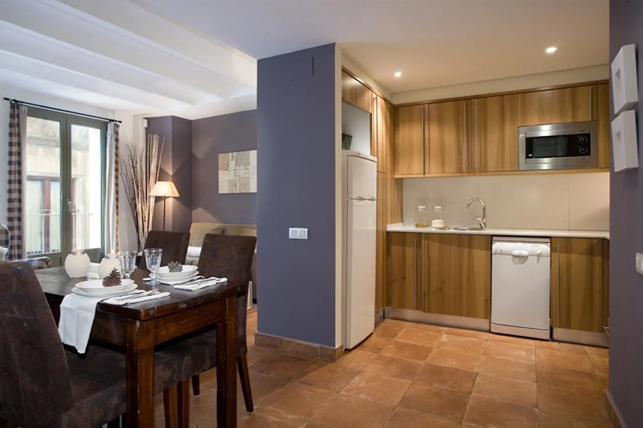 Apartments Barcelona & Home Deco Columbus 0*,